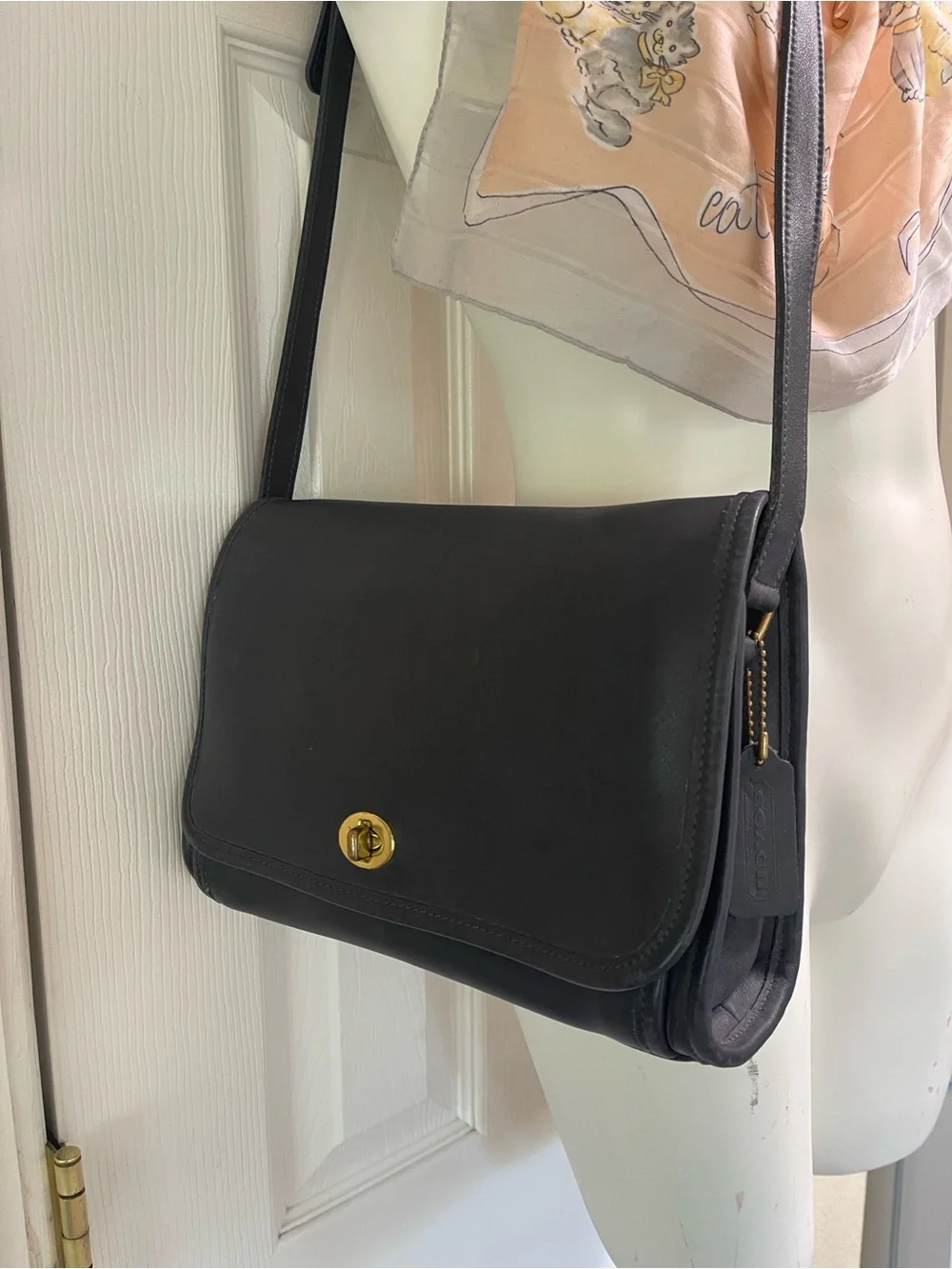 Coach Ridgefield 9812 Black.  EUC